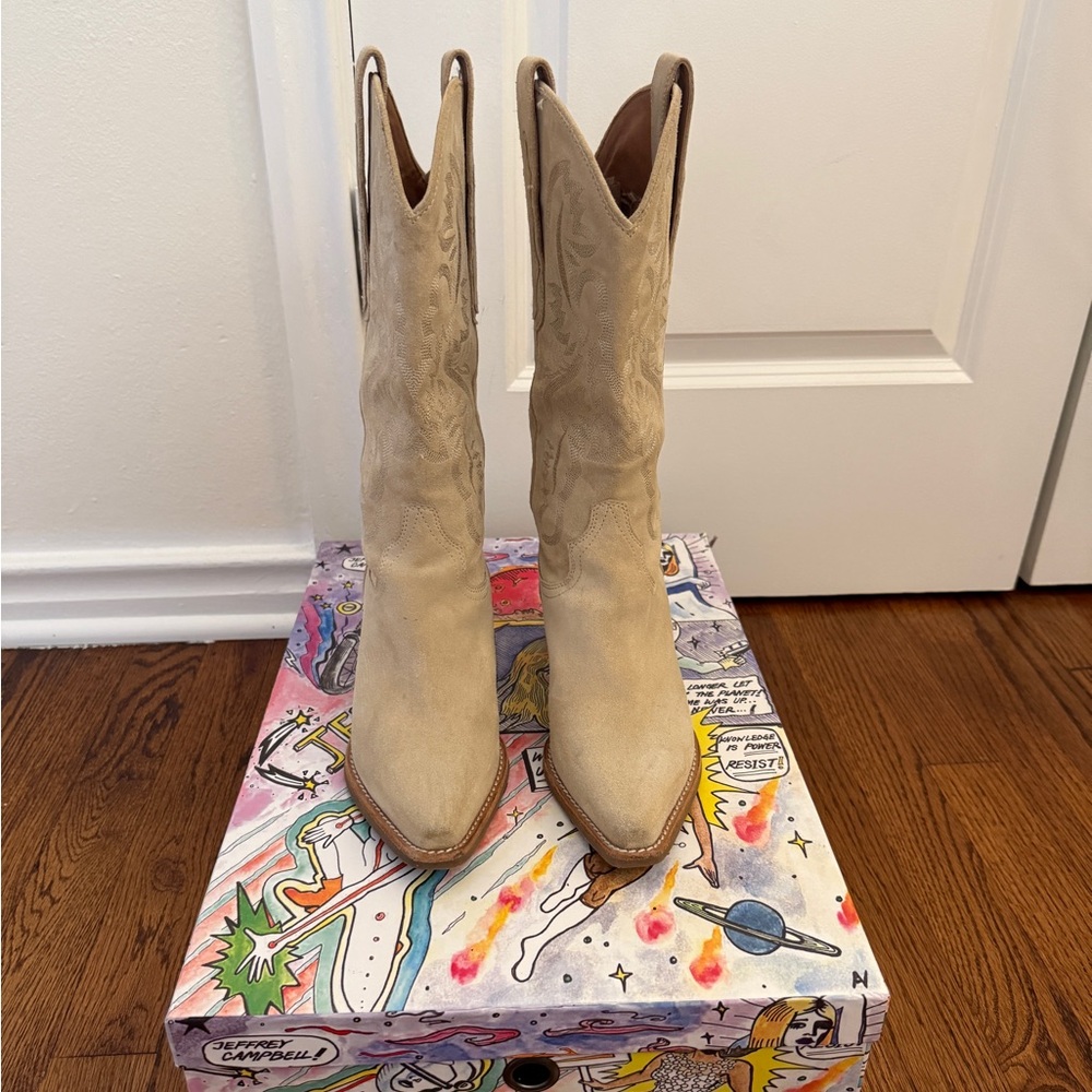 Jeffrey Campbell Dagget Western Boots 7.5 sand suede